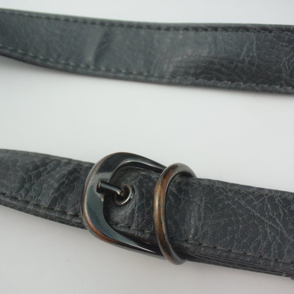 Matt & Nat Gray Vegan Leather Handbag Shoulder Crossbody Detachable Strap Zipper - Picture 12 of 16